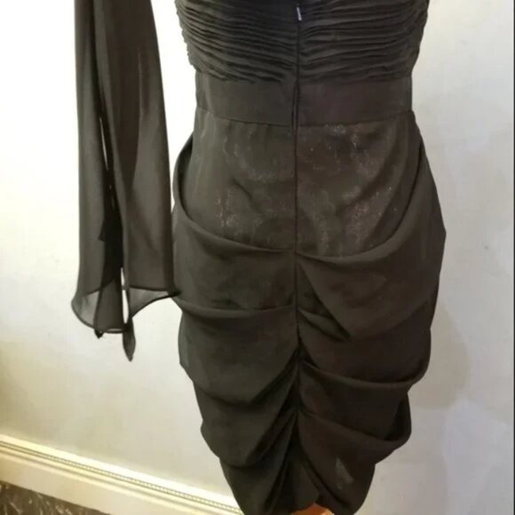 Phoebe Couture metallic overlay dress women's size 8 (M32) - Picture 3 of 6